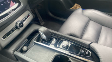 Volvo XC90 2.0 B5P [250] Plus Dark 5dr AWD Geartronic Petrol Estate